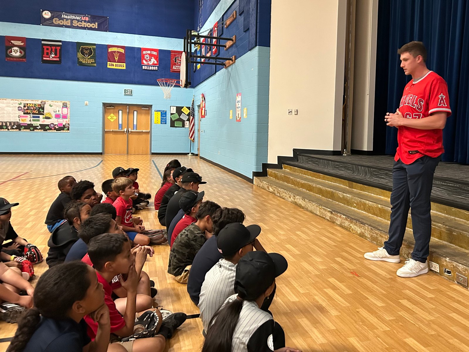 Seig speaking with NJRL players as a guest speaker